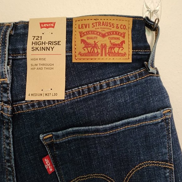 NWT 721 Levi Jeans High Rise Skinny‎ Size 27x30 - Picture 5 of 5